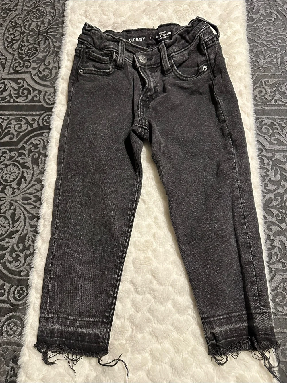 Old Navy Black Frayed-Hem Skinny Jeans